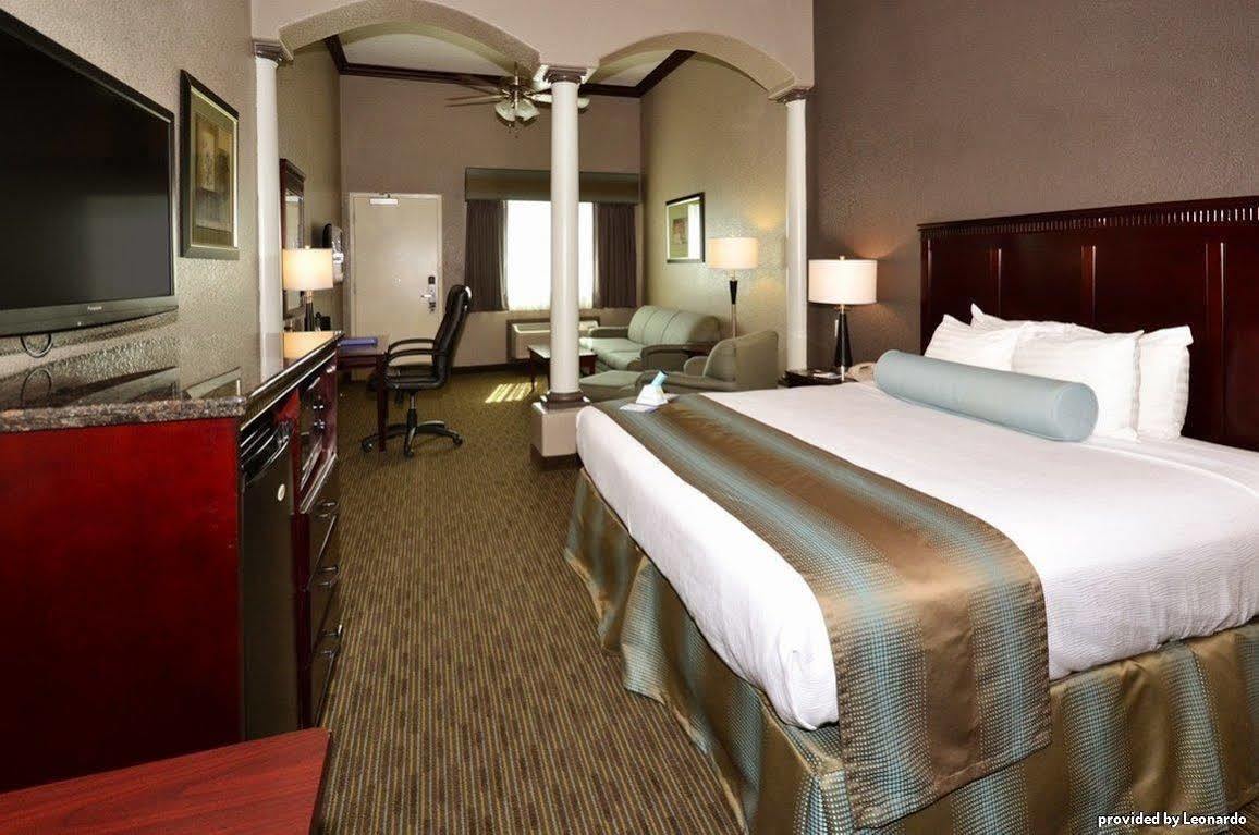 Best Western Plus Main Street Inn Brawley Szoba fotó
